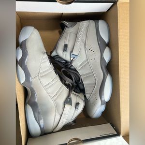 Jordan 6 Rings
3M (2020)